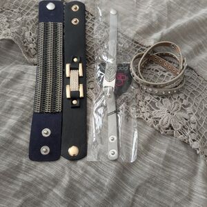 Paparazzi Women's Belt Set - Black, Silver, Gold